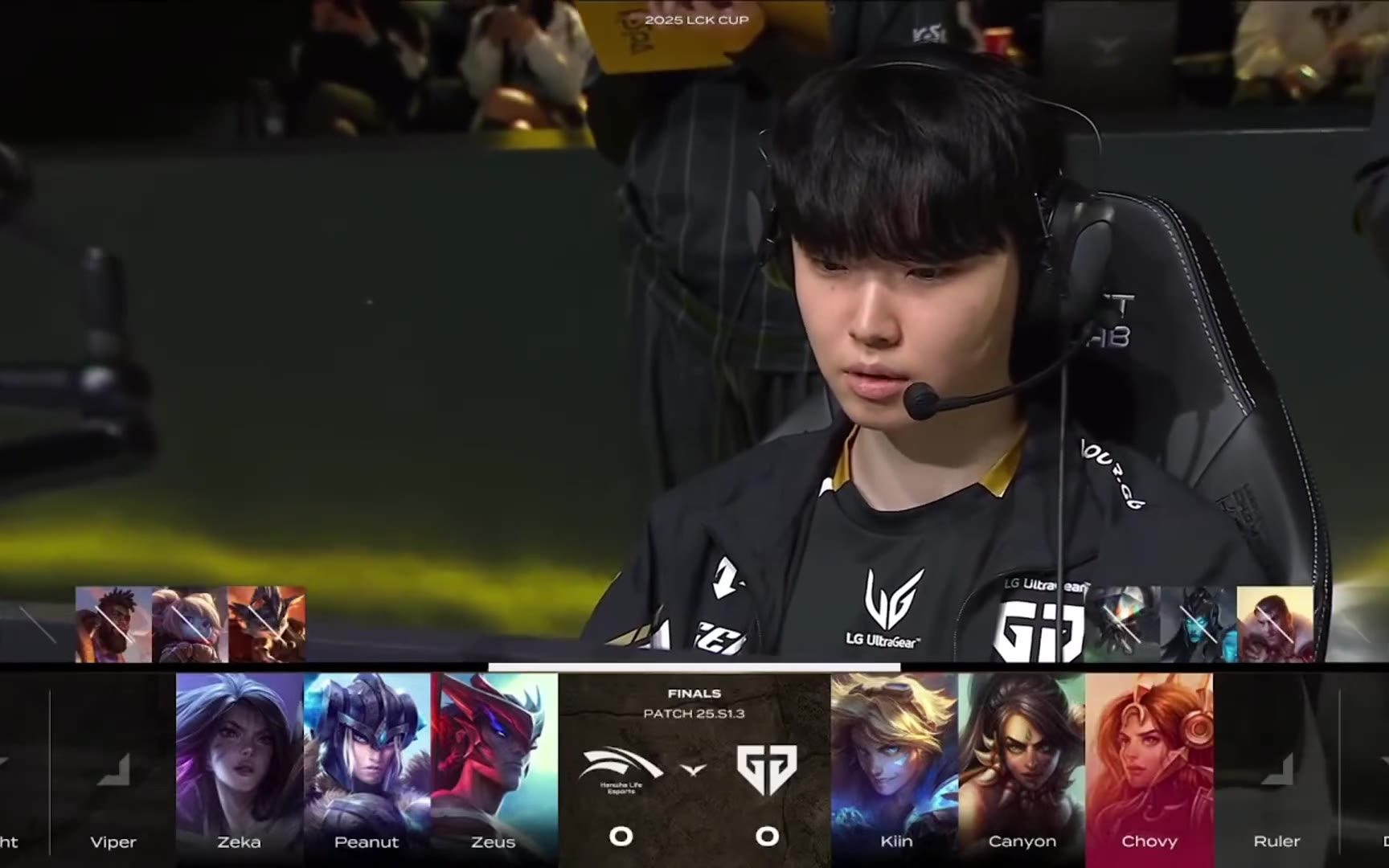 HLE险胜PSG，Tarzan开启传奇时刻峡谷大战2025世界赛，引爆全场热议的简单介绍