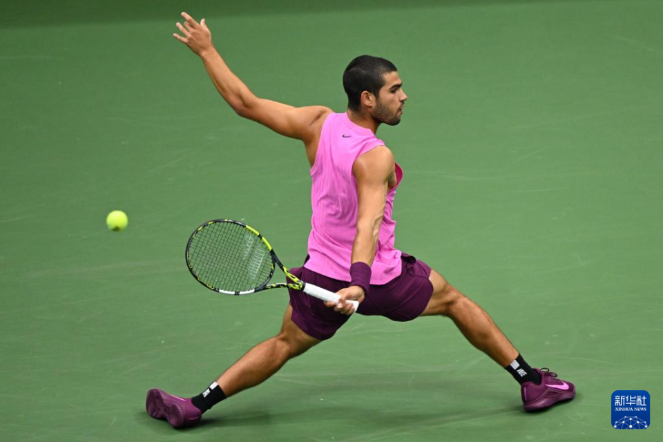 开云体育登录-法网轻取美网，阿尔卡拉斯点燃赛场