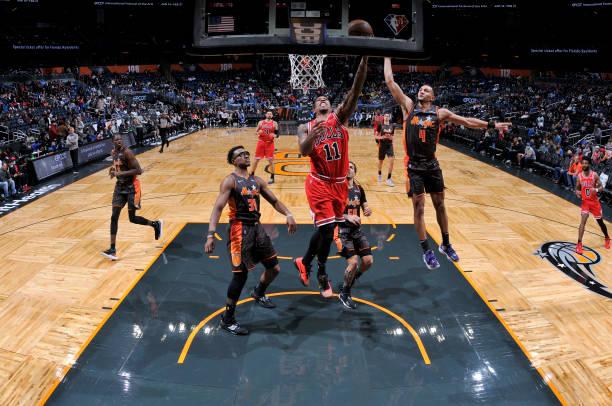 深圳队碾压魔术，德罗赞带队取胜