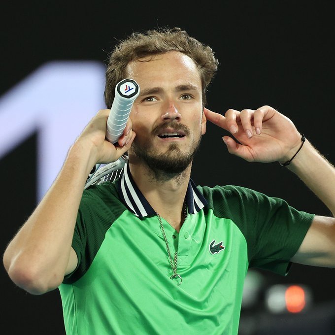 开云体育登录-澳网险胜年终总决赛，梅德韦杰夫统治全场